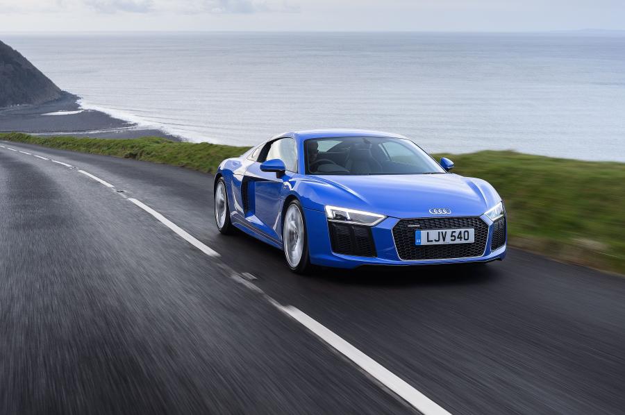 Audi R8 V10 RWS 2018 года  (UK) (фото 23 из 40)